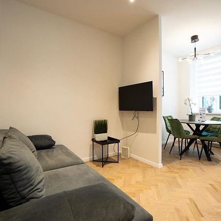 Brand-New Apartment In The 17Th District Of Wien Exteriör bild