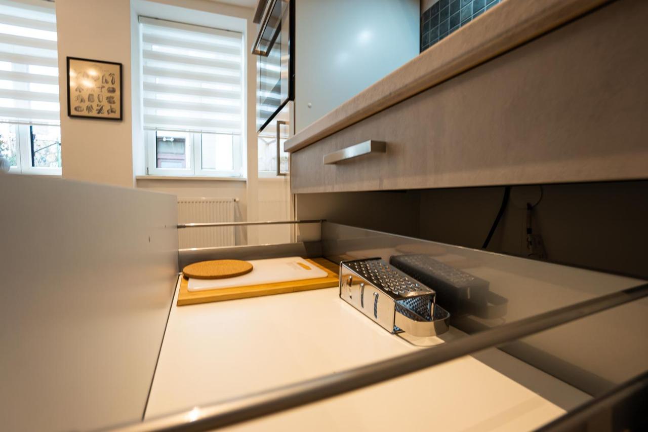 Brand-New Apartment In The 17Th District Of Wien Exteriör bild