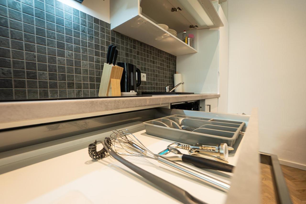 Brand-New Apartment In The 17Th District Of Wien Exteriör bild