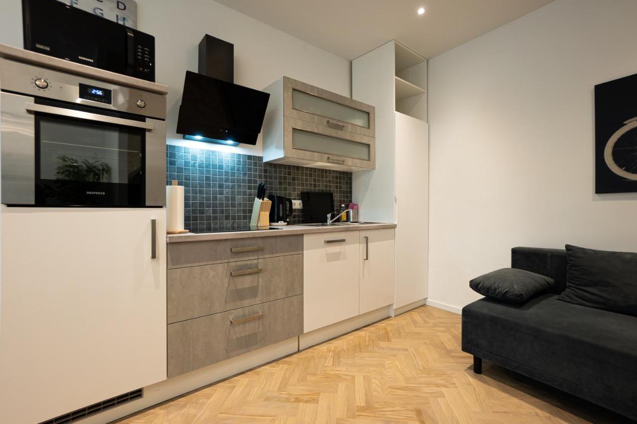 Brand-New Apartment In The 17Th District Of Wien Exteriör bild